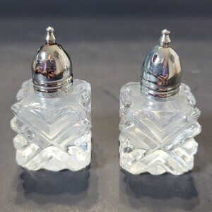 Vintage Crystal Salt & Pepper Shaker Miniature Transparent Lot fo 2